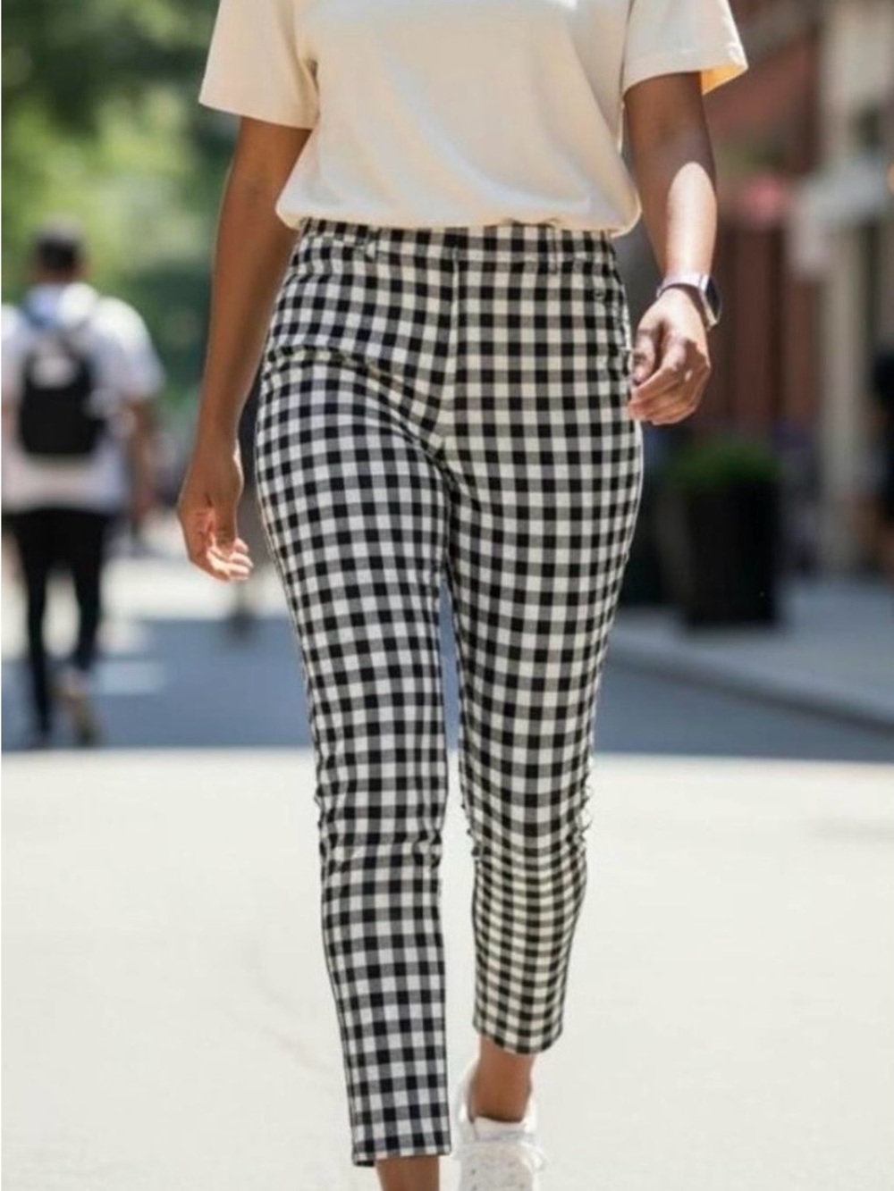 Uniqlo Black & White Gingham Ankle Length Pull On Pants